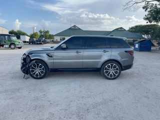 2020 Land Rover Range Rover Sport HSE MHEV - Exterior Side Driver Image